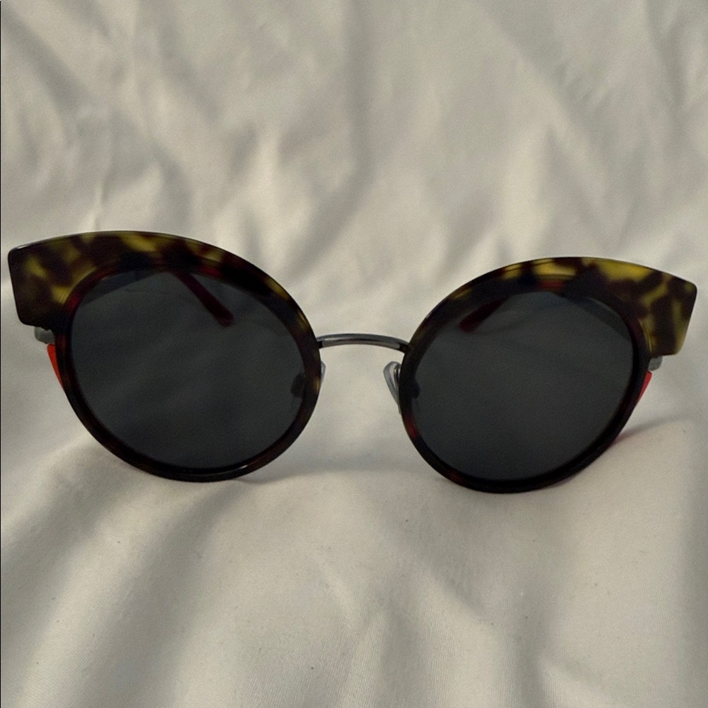Georgio Armani Stylish Tortoiseshell Sunglasses